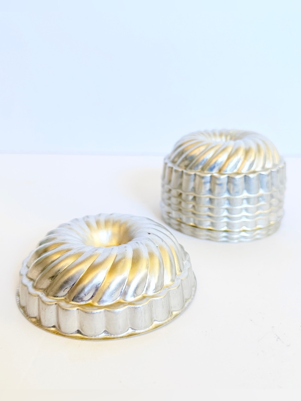 Vintage Silver-Tone Aluminum Swirl Gelatin & Mini Bundt Molds • Set of 8